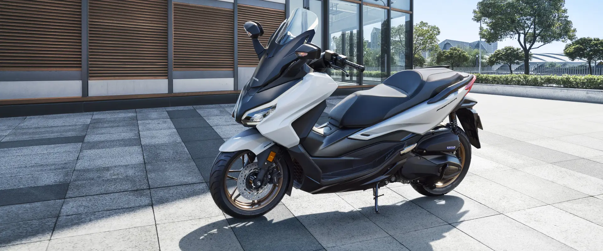 Honda Forza 250 Surabaya Skutik Premium, Gaya &Amp; Performa